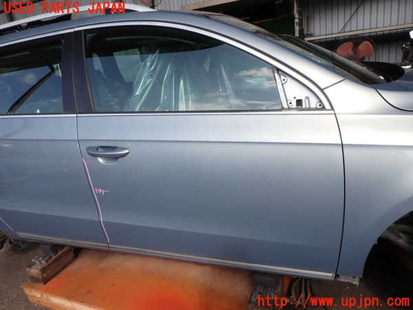 2UPJ-25071230]VW パサート(Passat) ヴァリアント(Variant)(3CCAX)右前ドア (43R-00082) 中古_m0001.jpg