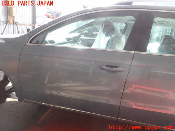 2UPJ-25071260]VW パサート(Passat) ヴァリアント(Variant)(3CCAX)左前ドア (43R-004026) 中古_m0001.jpg