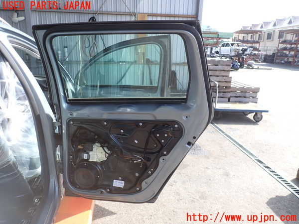 2UPJ-25071290]VW パサート(Passat) ヴァリアント(Variant)(3CCAX)右後ドア (43R-004026) 中古_m0004.jpg