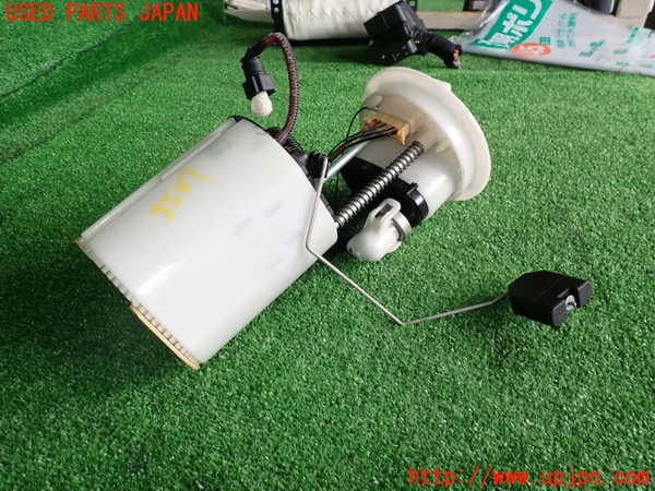 2UPJ-25072510]VW パサート(Passat) ヴァリアント(Variant)(3CCAX)燃料ポンプ 中古_m0002.jpg