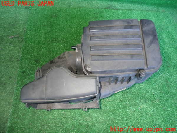 2UPJ-25072560]VW パサート(Passat) ヴァリアント(Variant)(3CCAX)エアクリーナーボックス 中古_m0001.jpg