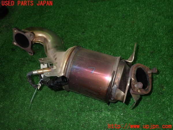 2UPJ-25072661]VW パサート(Passat) ヴァリアント(Variant)(3CCAX)触媒1 中古_m0002.jpg