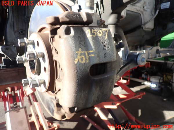 2UPJ-25074080]VW パサート(Passat) ヴァリアント(Variant)(3CCAX)右フロントキャリパー 中古_m0001.jpg
