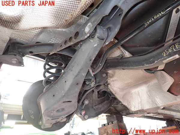 2UPJ-25075295]VW パサート(Passat) ヴァリアント(Variant)(3CCAX)リアメンバー 中古_m0003.jpg