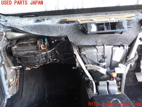 2UPJ-25076081]VW パサート(Passat) ヴァリアント(Variant)(3CCAX)エバポレーター1 中古_m0001.jpg