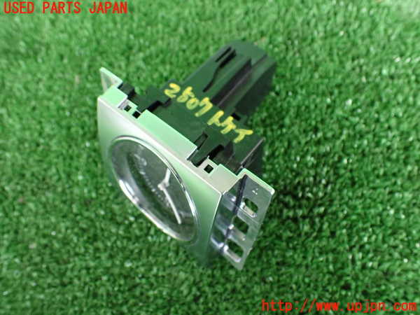 2UPJ-25077850]VW パサート(Passat) ヴァリアント(Variant)(3CCAX)時計 中古_m0002.jpg