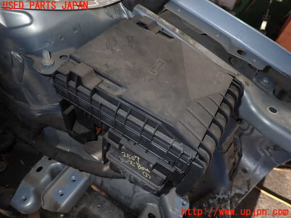 2UPJ-25076741]VW パサート(Passat) ヴァリアント(Variant)(3CCAX)ヒューズボックス1 中古_m0001.jpg