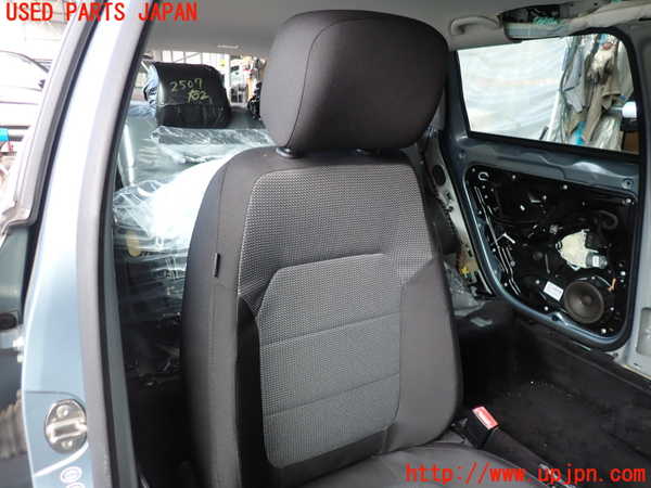2UPJ-25077035]VW パサート(Passat) ヴァリアント(Variant)(3CCAX)運転席シート 中古_m0002.jpg