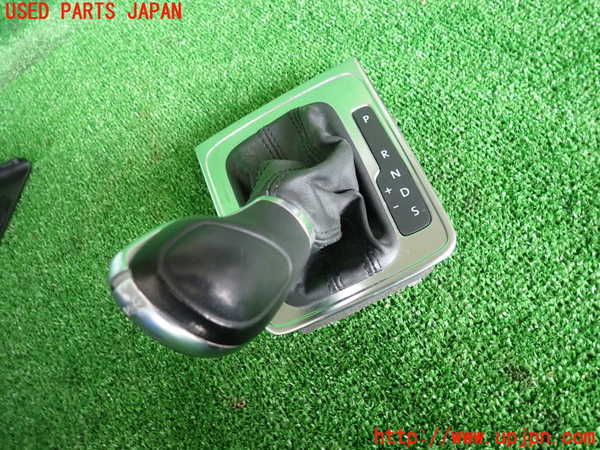 2UPJ-25077570]VW パサート(Passat) ヴァリアント(Variant)(3CCAX)シフトノブ 中古_m0002.jpg