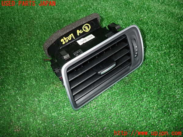 2UPJ-25077528]VW パサート(Passat) ヴァリアント(Variant)(3CCAX)エアコン吹き出し口3 (左) 中古_m0001.jpg