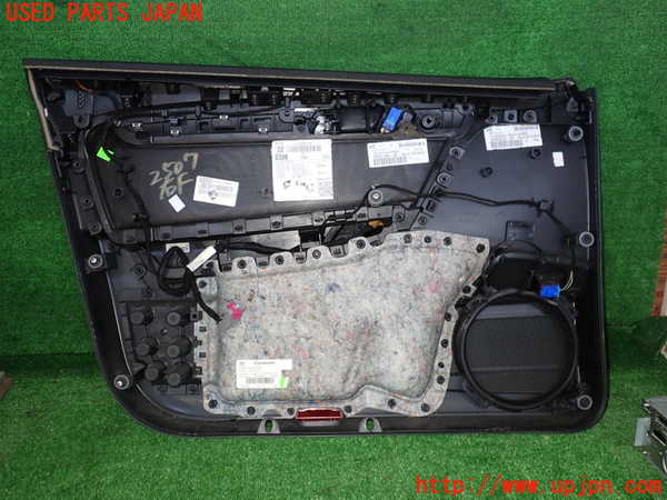 2UPJ-25071234]VW パサート(Passat) ヴァリアント(Variant)(3CCAX)右前ドア内張り 中古_m0003.jpg