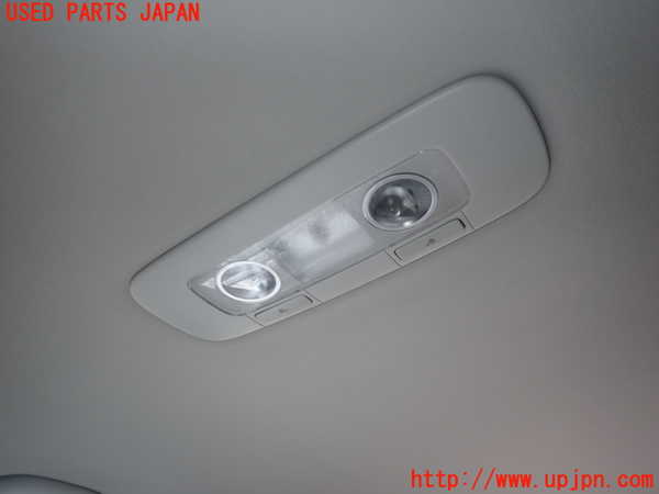 2UPJ-25076412]VW パサート(Passat) ヴァリアント(Variant)(3CCAX)ルームランプ2 (真中 2列目) 中古_m0001.jpg