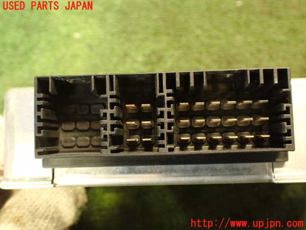 2UPJ-25086146]BMW X3(PA25)コンピューター1 (1 137 328 119) 中古 【E83】_m0003.jpg