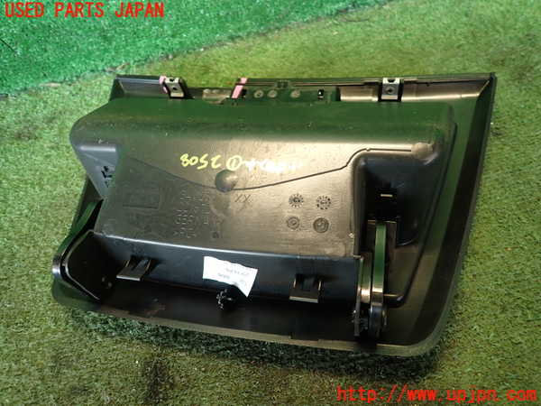 2UPJ-25087841]BMW X3(PA25)小物入れ1 中古 【E83】_m0004.jpg