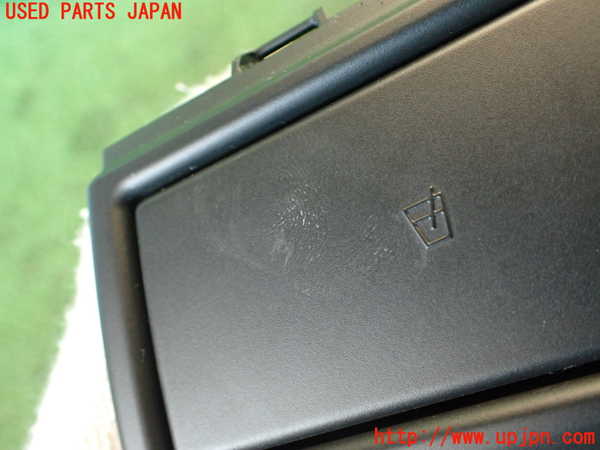 2UPJ-25087810]BMW X3(PA25)ドリンクホルダー 中古 【E83】_m0002.jpg