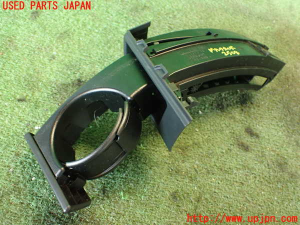 2UPJ-25087810]BMW X3(PA25)ドリンクホルダー 中古 【E83】_m0003.jpg