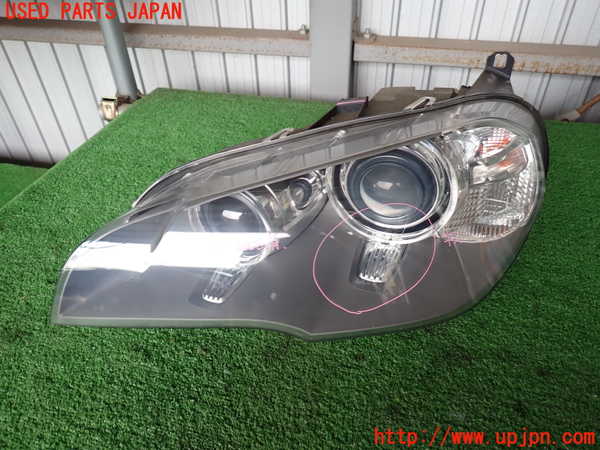 2UPJ-25091132]BMW X5(ZV30S)左ヘッドライト HID 中古 E70_m0001.jpg