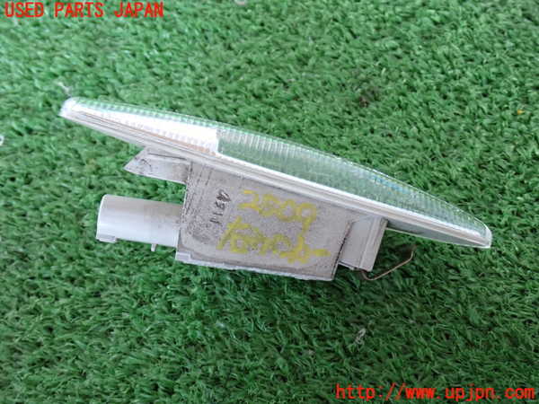 2UPJ-25091160]BMW X5(ZV30S)右ウィンカーレンズ 中古 E70_m0002.jpg