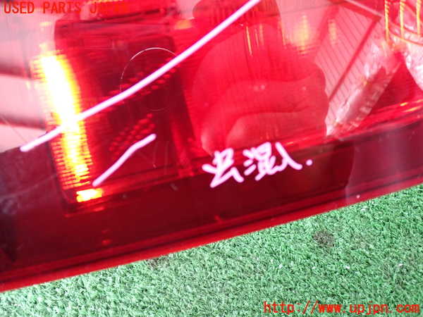 2UPJ-25091552]BMW X5(ZV30S)左リアフィニッシャー 中古 E70_m0002.jpg