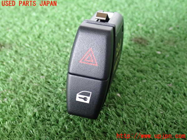 2UPJ-25096290]BMW X5(ZV30S)ハザードスイッチ 中古 E70_m0001.jpg