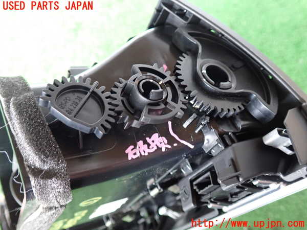 2UPJ-25097526]BMW X5(ZV30S)エアコン吹き出し口1 (真中) 中古 E70_m0002.jpg