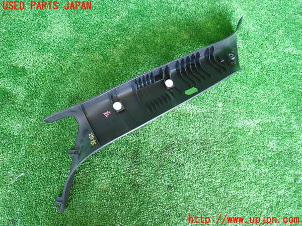 2UPJ-25107655]BMW ミニ(MINI)ジョンクーパーワークス(JCW)(MFJCW)(R56)右フロントピラートリム 中古_m0002.jpg
