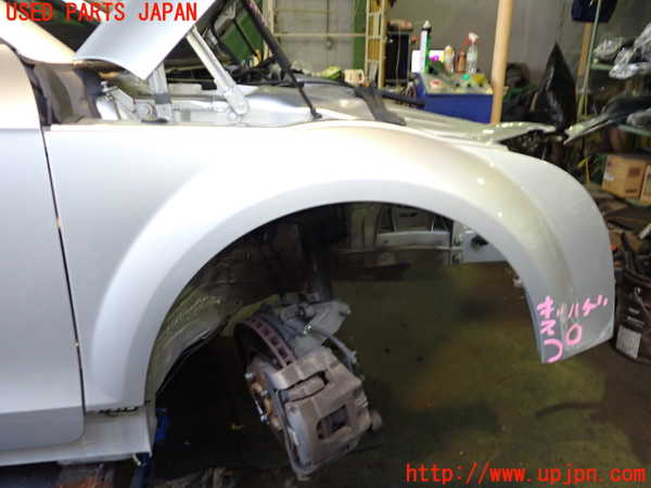 2UPJ-25111080]アウディ・TT クーペ(8JBUBF)右前フェンダー 中古_m0001.jpg