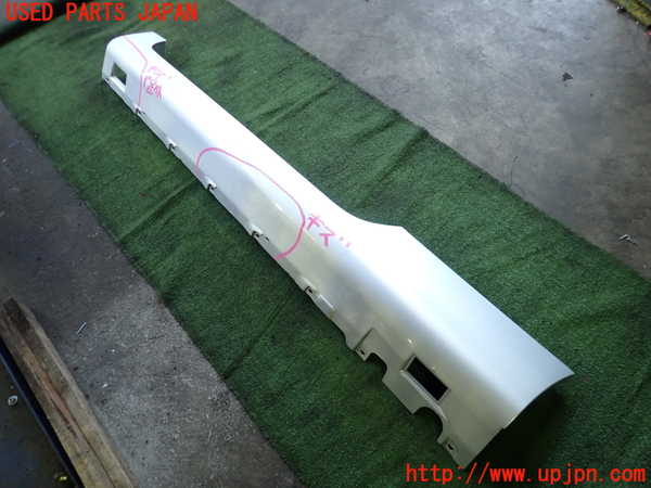 2UPJ-25111392]アウディ・TT クーペ(8JBUBF)左サイドステップ 中古_m0001.jpg