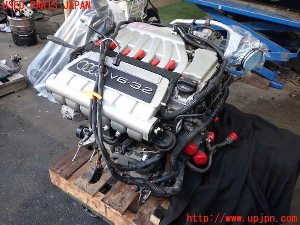 2UPJ-25112010]アウディ・TT クーペ(8JBUBF)エンジン BUB 4WD 中古_m0001.jpg