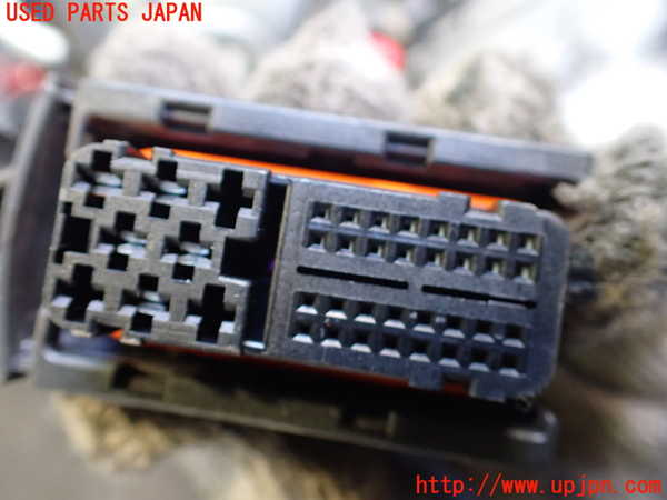 2UPJ-25112010]アウディ・TT クーペ(8JBUBF)エンジン BUB 4WD 中古_m0003.jpg
