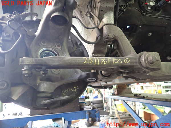 2UPJ-25115176]アウディ・TT クーペ(8JBUBF)右フロントロアアーム1 中古_m0001.jpg