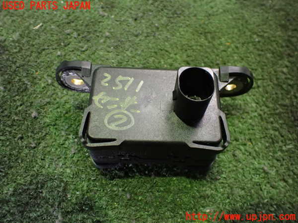 2UPJ-25116383]アウディ・TT クーペ(8JBUBF)センサー3 (ESPマルチセンサー) 中古_m0001.jpg