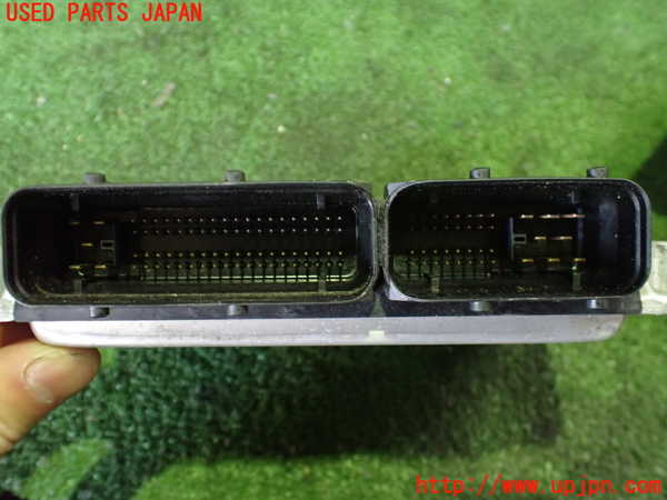 2UPJ-25116110]アウディ・TT クーペ(8JBUBF)エンジンコンピューター 中古_m0003.jpg