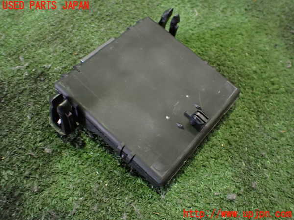 2UPJ-25116148]アウディ・TT クーペ(8JBUBF)コンピューター3 中古_m0002.jpg