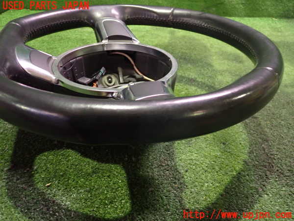 2UPJ-25117855]アウディ・TT クーペ(8JBUBF)ステアリングホイール 中古_m0003.jpg