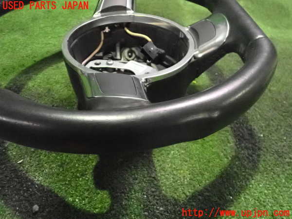 2UPJ-25117855]アウディ・TT クーペ(8JBUBF)ステアリングホイール 中古_m0004.jpg