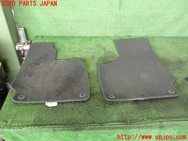 2UPJ-25117800]アウディ・TT クーペ(8JBUBF)フロアマット 中古_m0001.jpg
