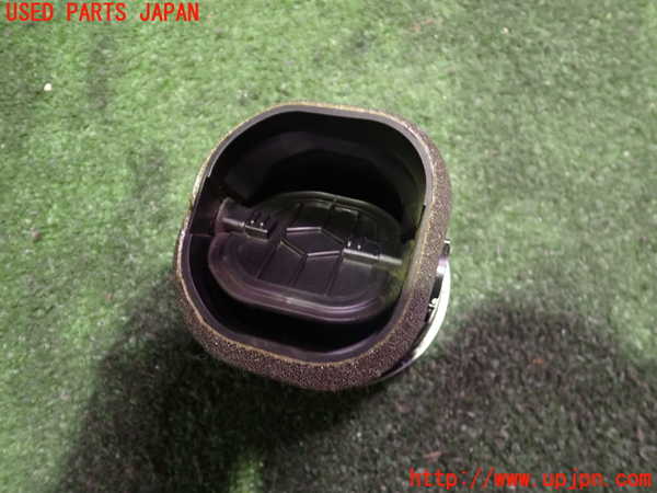 2UPJ-25117527]アウディ・TT クーペ(8JBUBF)エアコン吹き出し口2 (右) 中古_m0002.jpg