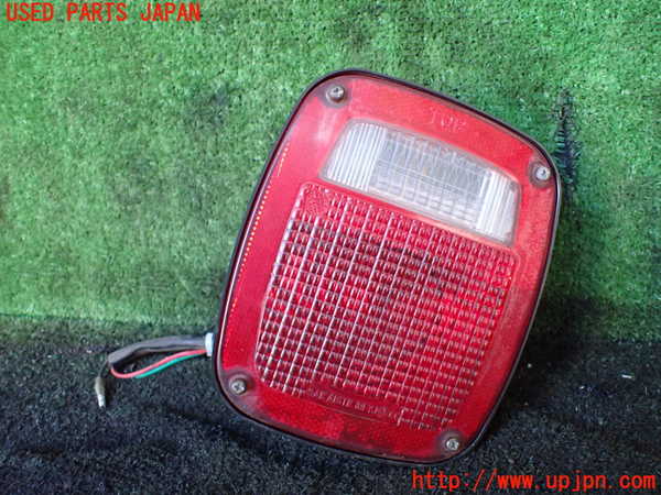 1UPJ-25131530]ジープ・ラングラー(TJ40S)右テールランプ 中古_m0001.jpg