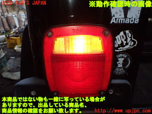 1UPJ-25131536]ジープ・ラングラー(TJ40S)左テールランプ 中古_m0004.jpg