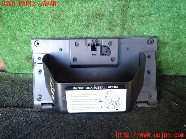 1UPJ-25137516]ジープ・ラングラー(TJ40S)グローブボックス1 中古_m0004.jpg