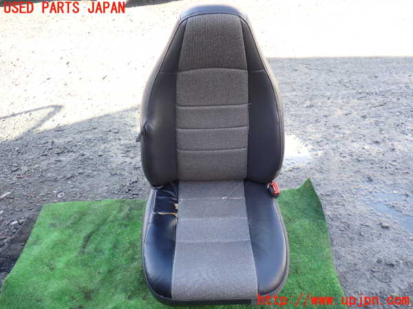 1UPJ-25137035]ジープ・ラングラー(TJ40S)運転席シート 中古_m0001.jpg