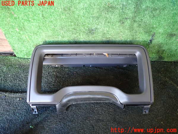 1UPJ-25137510]ジープ・ラングラー(TJ40S)メーターフード 中古_m0001.jpg