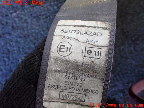 1UPJ-25137045]ジープ・ラングラー(TJ40S)運転席シートベルト 中古_m0003.jpg