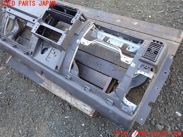 1UPJ-25147505]ジープ・ラングラー(TJ40S)ダッシュボード 中古_m0002.jpg