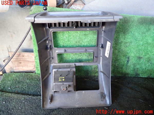 1UPJ-25147526]ジープ・ラングラー(TJ40S)エアコン吹き出し口1（真中） 中古_m0003.jpg