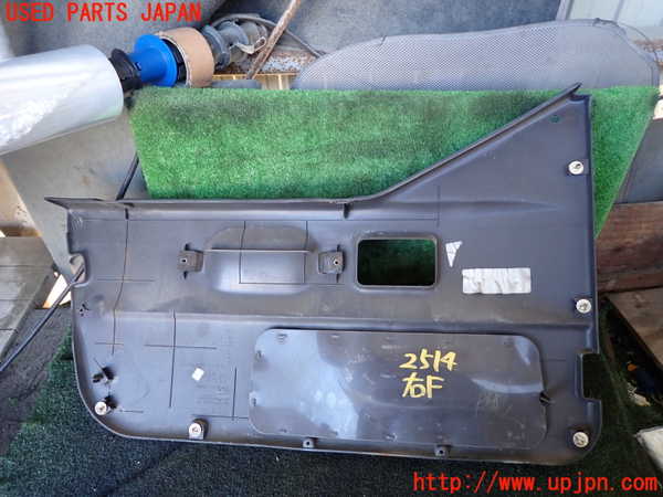 1UPJ-25141234]ジープ・ラングラー(TJ40S)右ドア内張り 中古_m0004.jpg