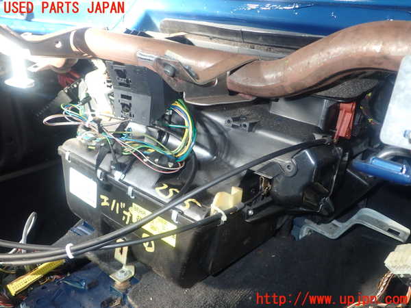5UPJ-25156081]BMW Z3 ロードスター E36/7(CL20)エバポレーター1 中古_m0003.jpg