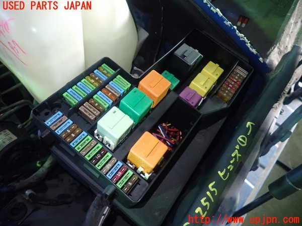 1UPJ-25156741]BMW Z3 ロードスター E36/7(CL20)ヒューズボックス1 中古_m0002.jpg