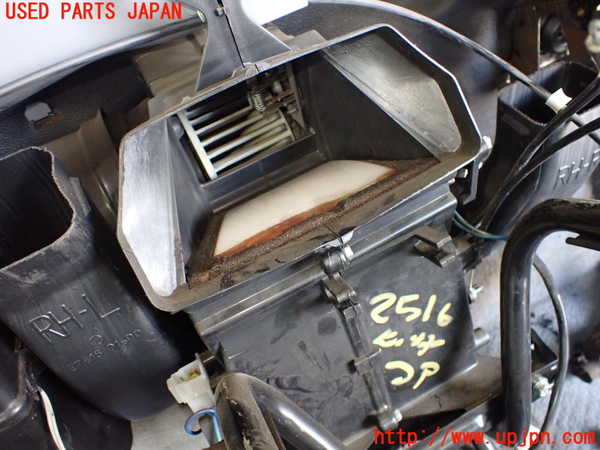 1UPJ-25166100]フィガロ(FK10)ヒーターコア 中古_m0001.jpg